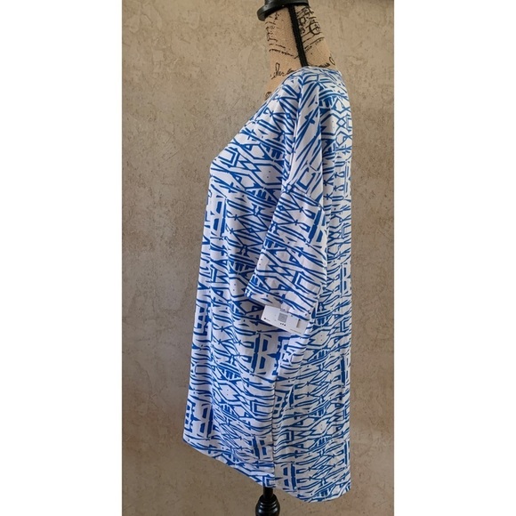 LuLaRoe Irma Tunic Top Size Medium - Picture 2 of 6